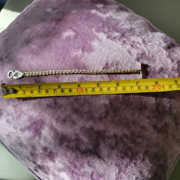 Sterling silver handmade bracelet with beautiful leaf closure. - Picture 7 of 7